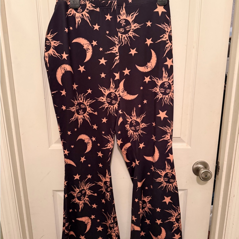SHEIN Celestial Print Pants